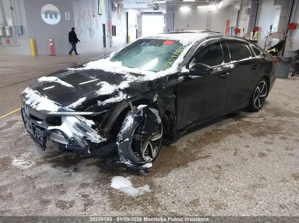 1HGCV1F31JA803063 2018 HONDA ACCORD - Image 2