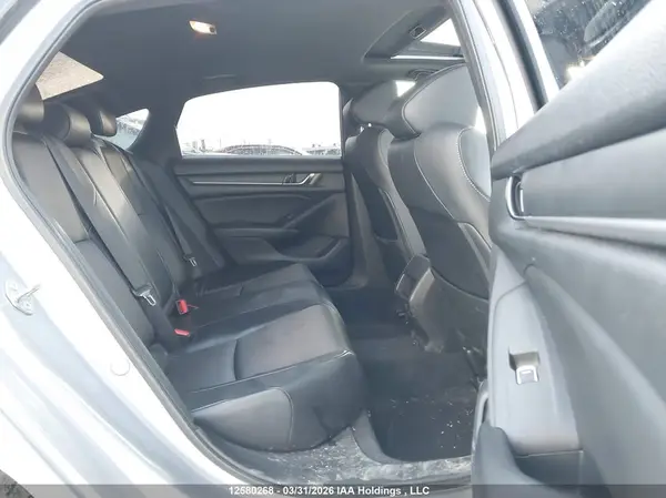 1HGCV1F31JA807582 2018 HONDA ACCORD - Image 8
