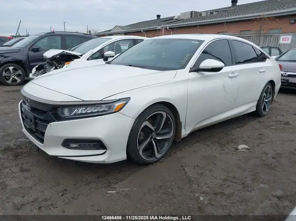 1HGCV1F31JA811437 2018 HONDA ACCORD - Image 2
