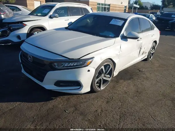 1HGCV1F31KA004790 2019 HONDA ACCORD - Image 2