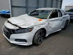 1HGCV1F31KA031486 2019 HONDA ACCORD