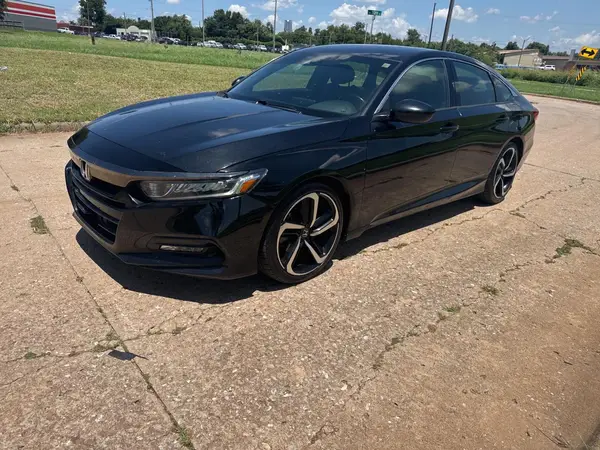 1HGCV1F31KA033965 2019 HONDA ACCORD - Image 2