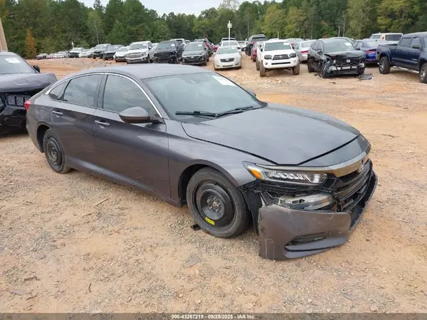 1HGCV1F31KA038843 2019 HONDA ACCORD
