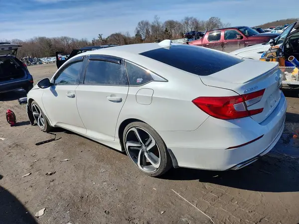 1HGCV1F31KA049535 2019 HONDA ACCORD - Image 2