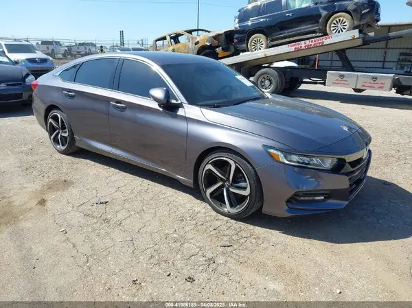 1HGCV1F31KA082048 2019 HONDA ACCORD - Image 1