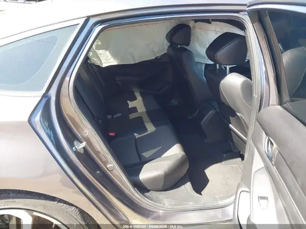 1HGCV1F31KA082048 2019 HONDA ACCORD - Image 8