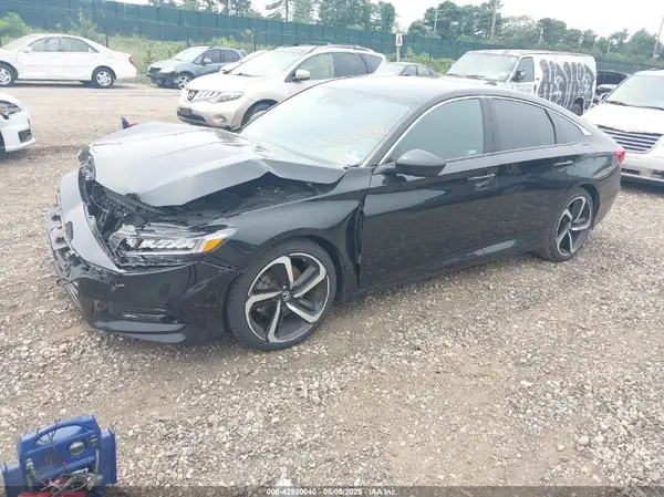 1HGCV1F31KA104856 2019 HONDA ACCORD - Image 2