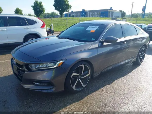 1HGCV1F31KA129983 2019 HONDA ACCORD - Image 2