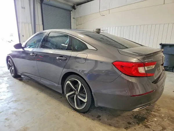 1HGCV1F31KA135895 2019 HONDA ACCORD - Image 2