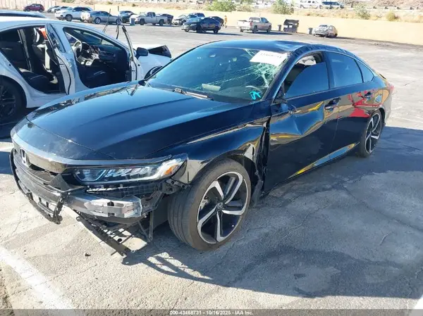 1HGCV1F31KA136917 2019 HONDA ACCORD - Image 2