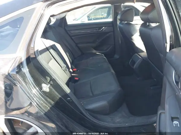 1HGCV1F31KA136917 2019 HONDA ACCORD - Image 8