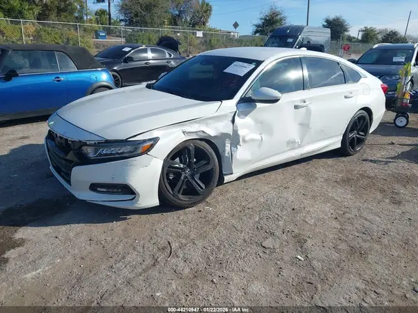 1HGCV1F31KA141003 2019 HONDA ACCORD - Image 2