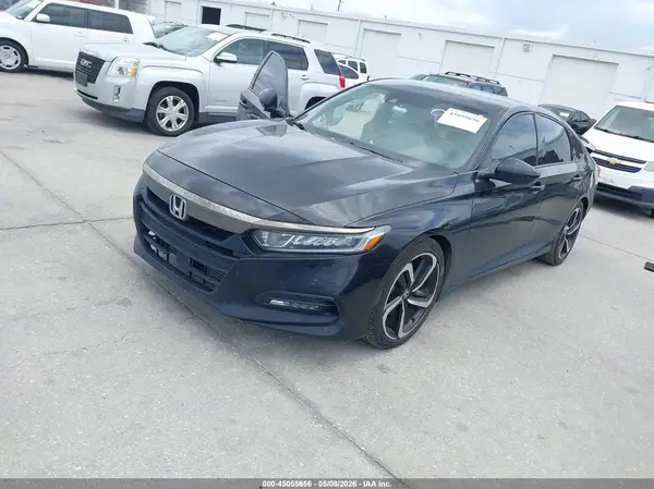 1HGCV1F31KA150171 2019 HONDA ACCORD - Image 2