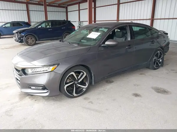 1HGCV1F31KA153295 2019 HONDA ACCORD - Image 2