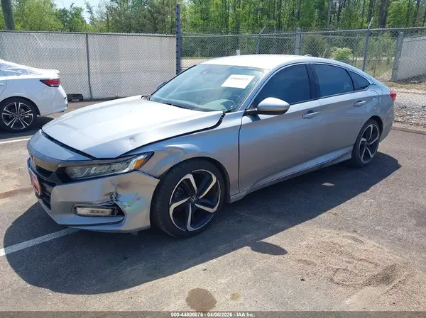1HGCV1F31KA158979 2019 HONDA ACCORD - Image 2