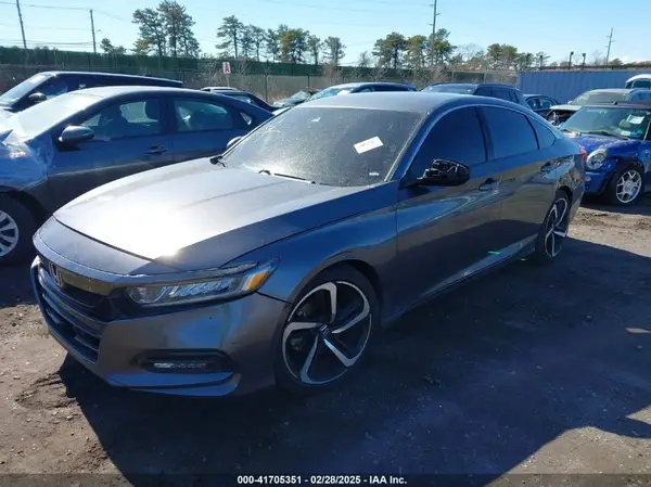 1HGCV1F31KA174308 2019 HONDA ACCORD - Image 2