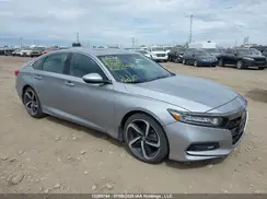 1HGCV1F31KA806143 2019 HONDA ACCORD