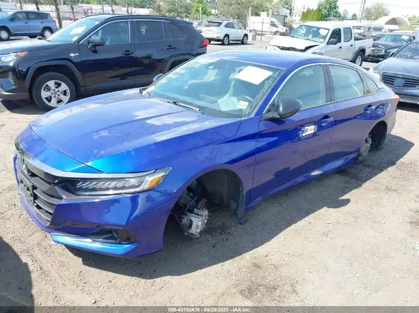 1HGCV1F31NA088534 2022 HONDA ACCORD - Image 2