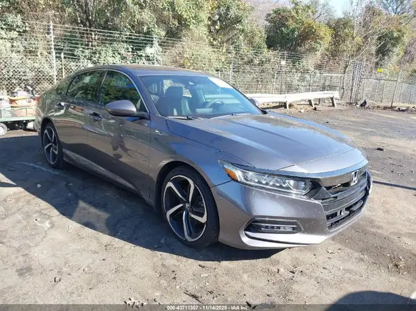 1HGCV1F32JA005946 2018 HONDA ACCORD - Image 1