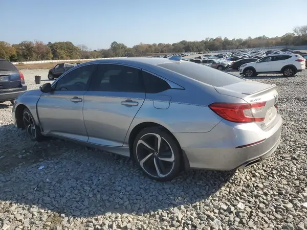 1HGCV1F32JA010807 2018 HONDA ACCORD - Image 2