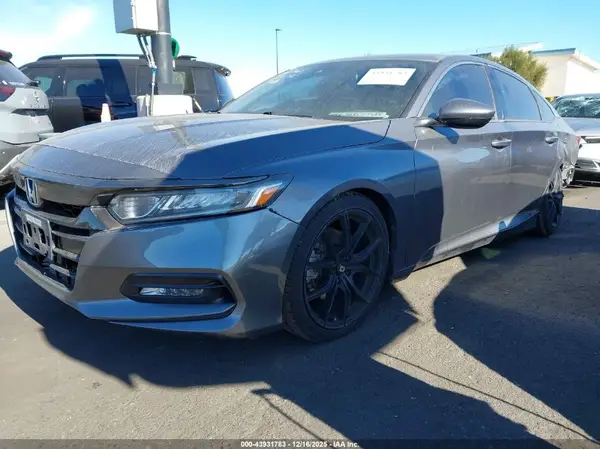 1HGCV1F32JA010922 2018 HONDA ACCORD - Image 2