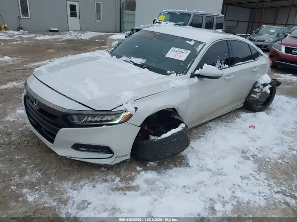 1HGCV1F32JA013321 2018 HONDA ACCORD - Image 2