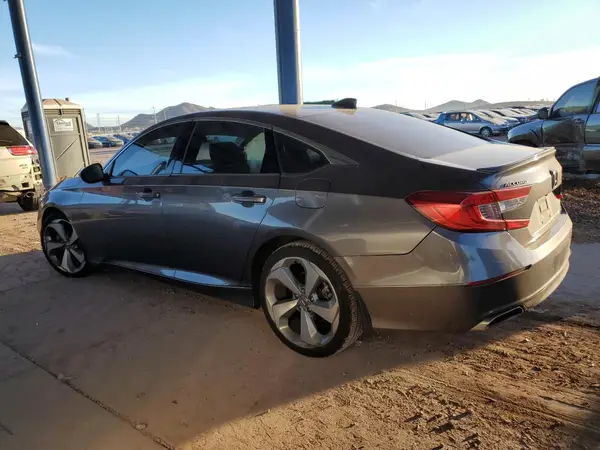 1HGCV1F32JA027736 2018 HONDA ACCORD - Image 2