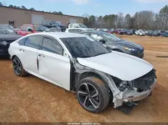 1HGCV1F32JA028479 2018 HONDA ACCORD