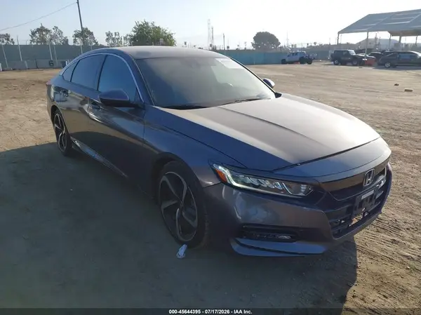 1HGCV1F32JA036274 2018 HONDA ACCORD - Image 1