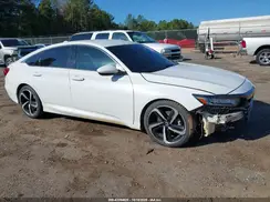 1HGCV1F32JA048943 2018 HONDA ACCORD