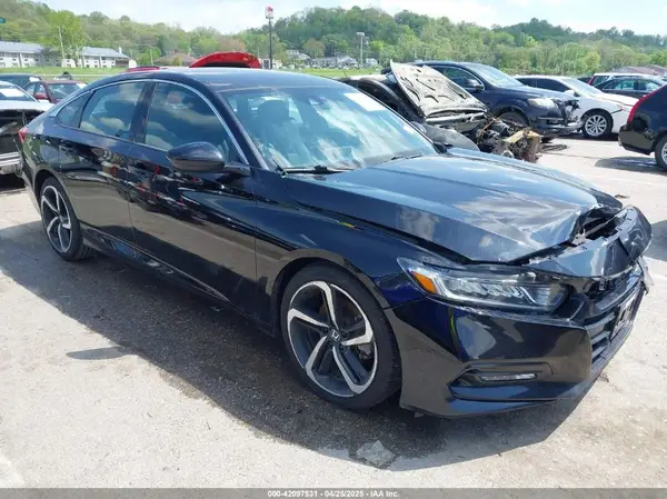 1HGCV1F32JA059408 2018 HONDA ACCORD - Image 1