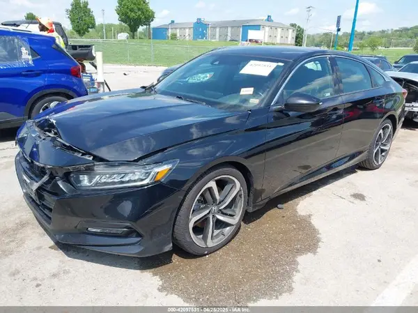 1HGCV1F32JA059408 2018 HONDA ACCORD - Image 2