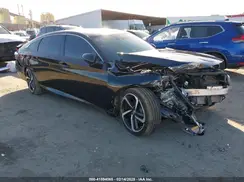 1HGCV1F32JA061384 2018 HONDA ACCORD