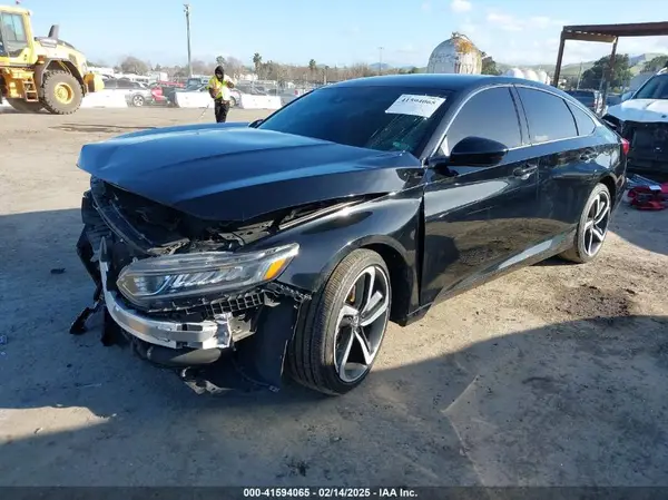 1HGCV1F32JA061384 2018 HONDA ACCORD - Image 2