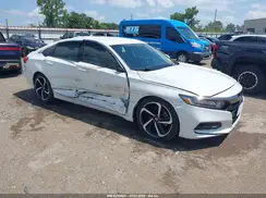1HGCV1F32JA063099 2018 HONDA ACCORD