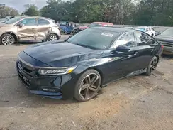 1HGCV1F32JA068898 2018 HONDA ACCORD
