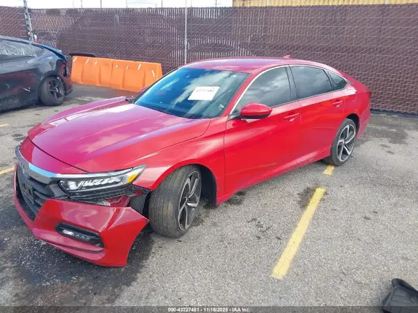 1HGCV1F32JA069582 2018 HONDA ACCORD - Image 2
