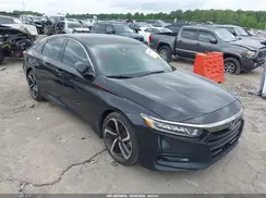 1HGCV1F32JA069596 2018 HONDA ACCORD