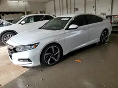 1HGCV1F32JA078802 2018 HONDA ACCORD