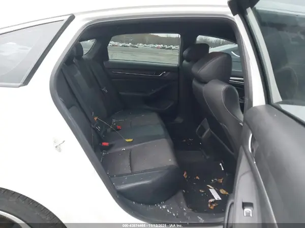1HGCV1F32JA085538 2018 HONDA ACCORD - Image 8