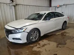 1HGCV1F32JA089279 2018 HONDA ACCORD