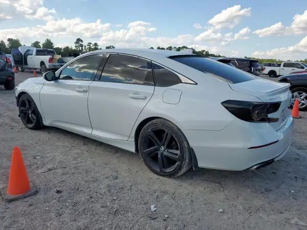 1HGCV1F32JA092568 2018 HONDA ACCORD - Image 2