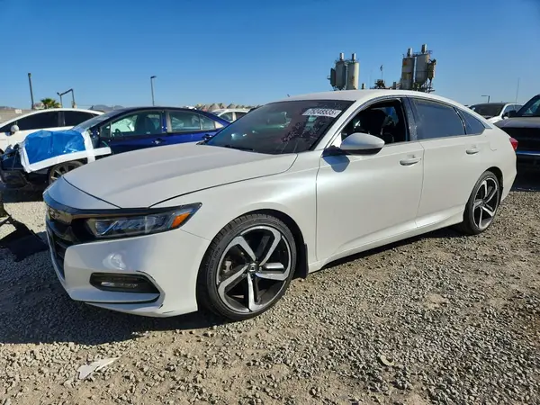 1HGCV1F32JA092652 2018 HONDA ACCORD - Image 1
