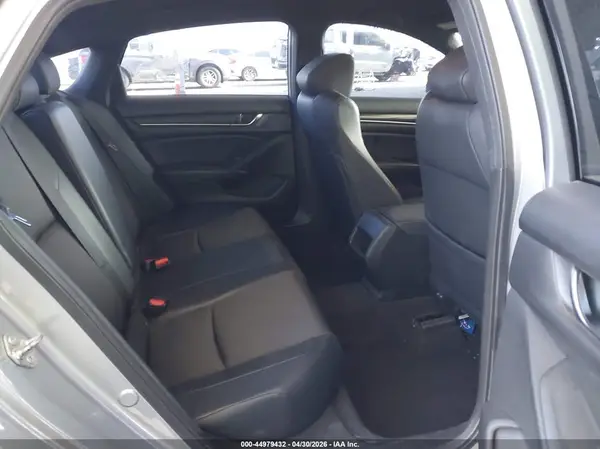 1HGCV1F32JA095275 2018 HONDA ACCORD - Image 8