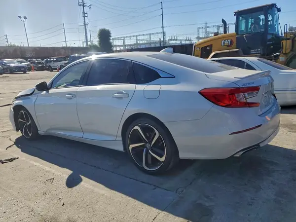 1HGCV1F32JA095373 2018 HONDA ACCORD - Image 2