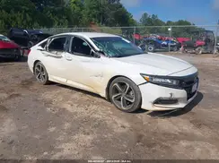 1HGCV1F32JA097284 2018 HONDA ACCORD