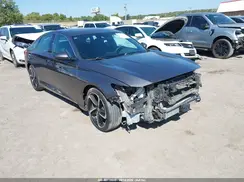 1HGCV1F32JA097981 2018 HONDA ACCORD
