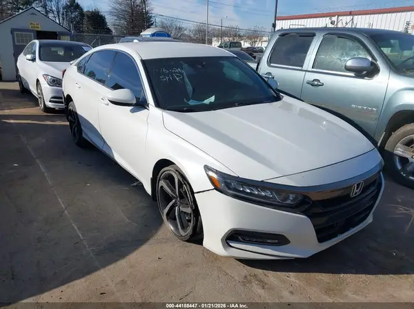 1HGCV1F32JA103889 2018 HONDA ACCORD - Image 1
