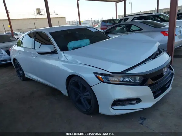 1HGCV1F32JA119560 2018 HONDA ACCORD - Image 1