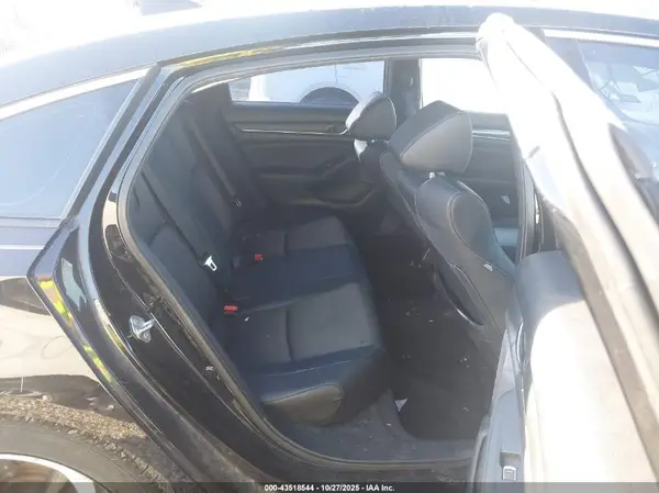 1HGCV1F32JA130445 2018 HONDA ACCORD - Image 8